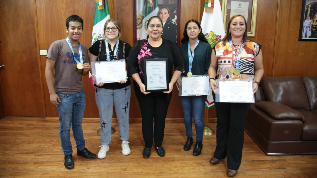 itsx GOBERNADORA DE VERACRUZ, ROCÍO NAHLE GARCÍA